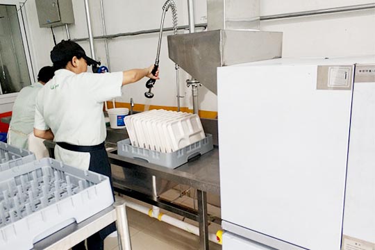 食堂洗碗機